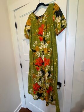 Vintage Tiki/Hawaiian Olive Green Floral Maxi Dress with Orange Blooms
